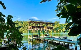 Palmeras Del Rio Hotel